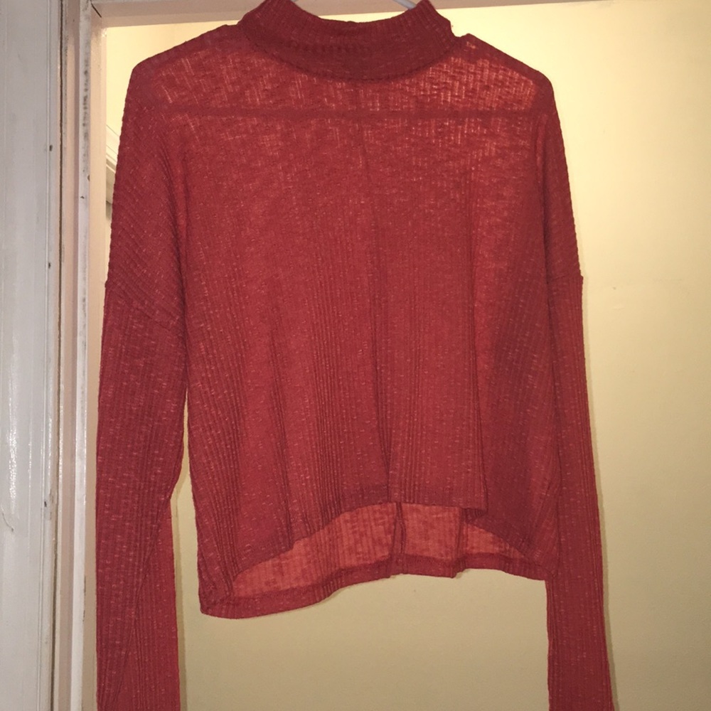 Turtle Neck Crop Tee